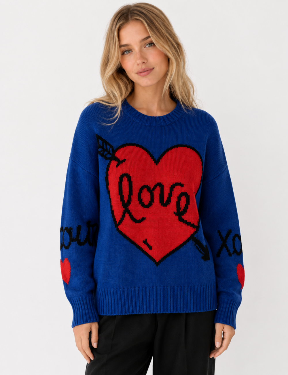 Ladies Love Heart Pattern Crew Neck Knit Sweater
