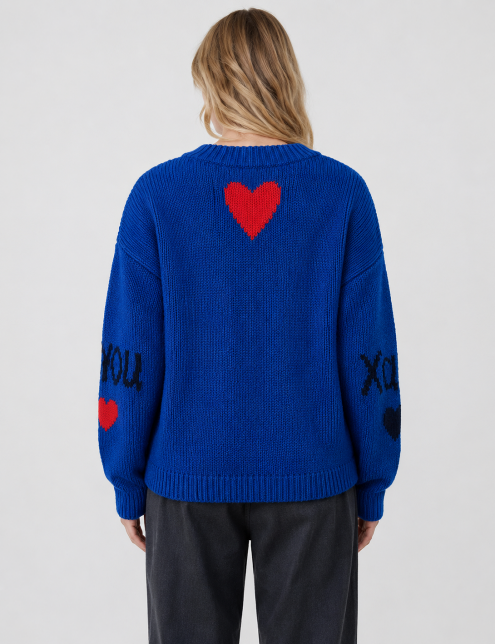 Ladies Love Heart Pattern Crew Neck Knit Sweater