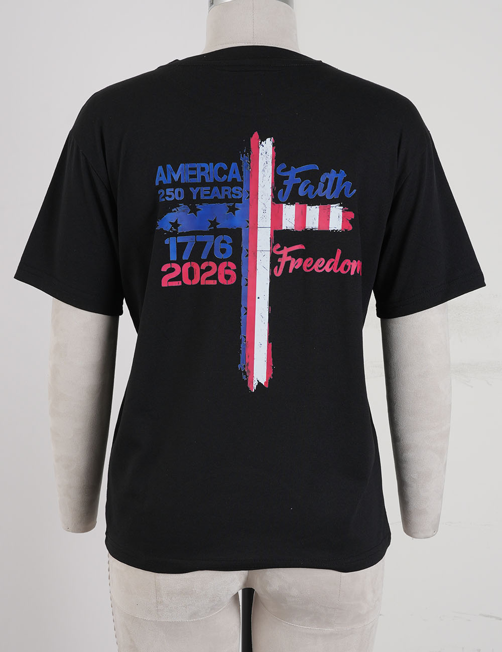Ladies 4th of July USA Patriotic Cross Short Sleeves Tee