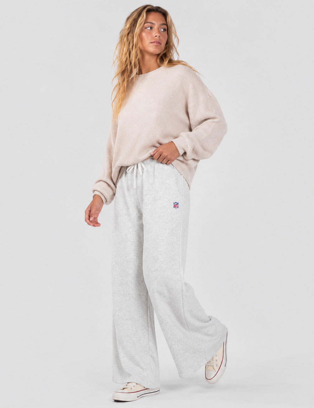 Ladies Team Graphic Embroideries Straight-Cut Legs Sweatpants