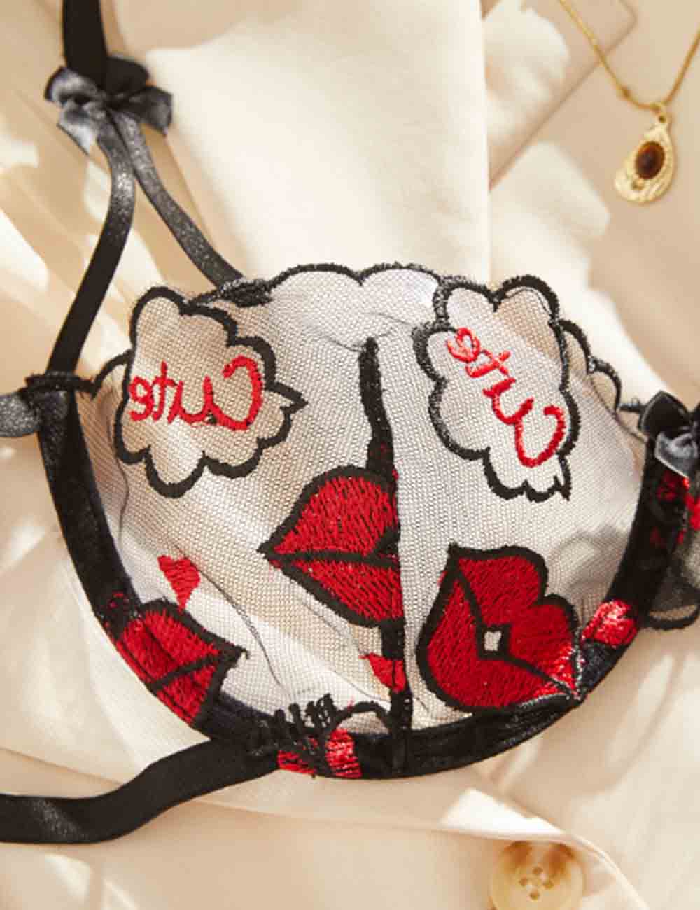 Ladies Sexy Lips Embroidery Tie Bra Thong Lingerie Set