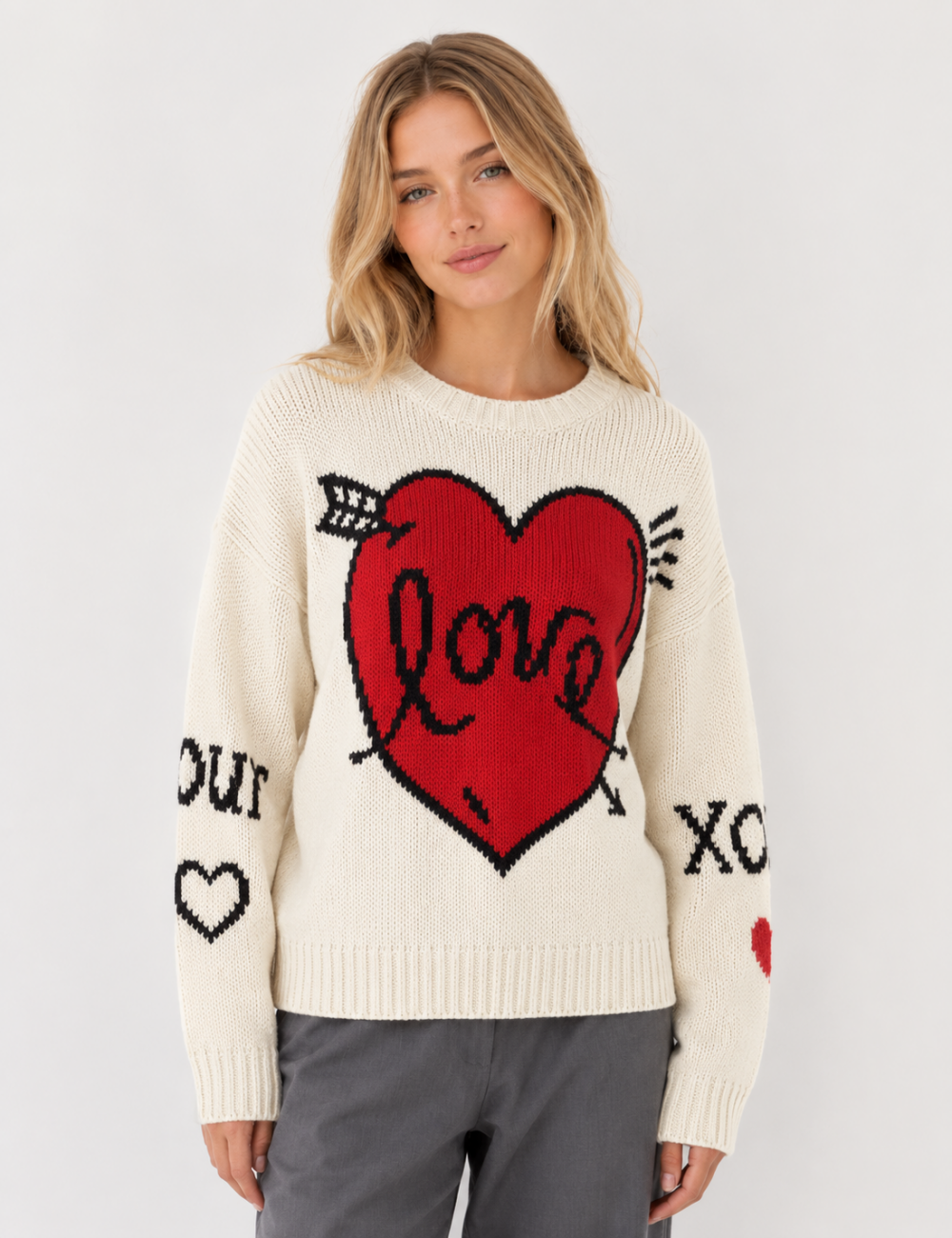 Ladies Love Heart Pattern Crew Neck Knit Sweater
