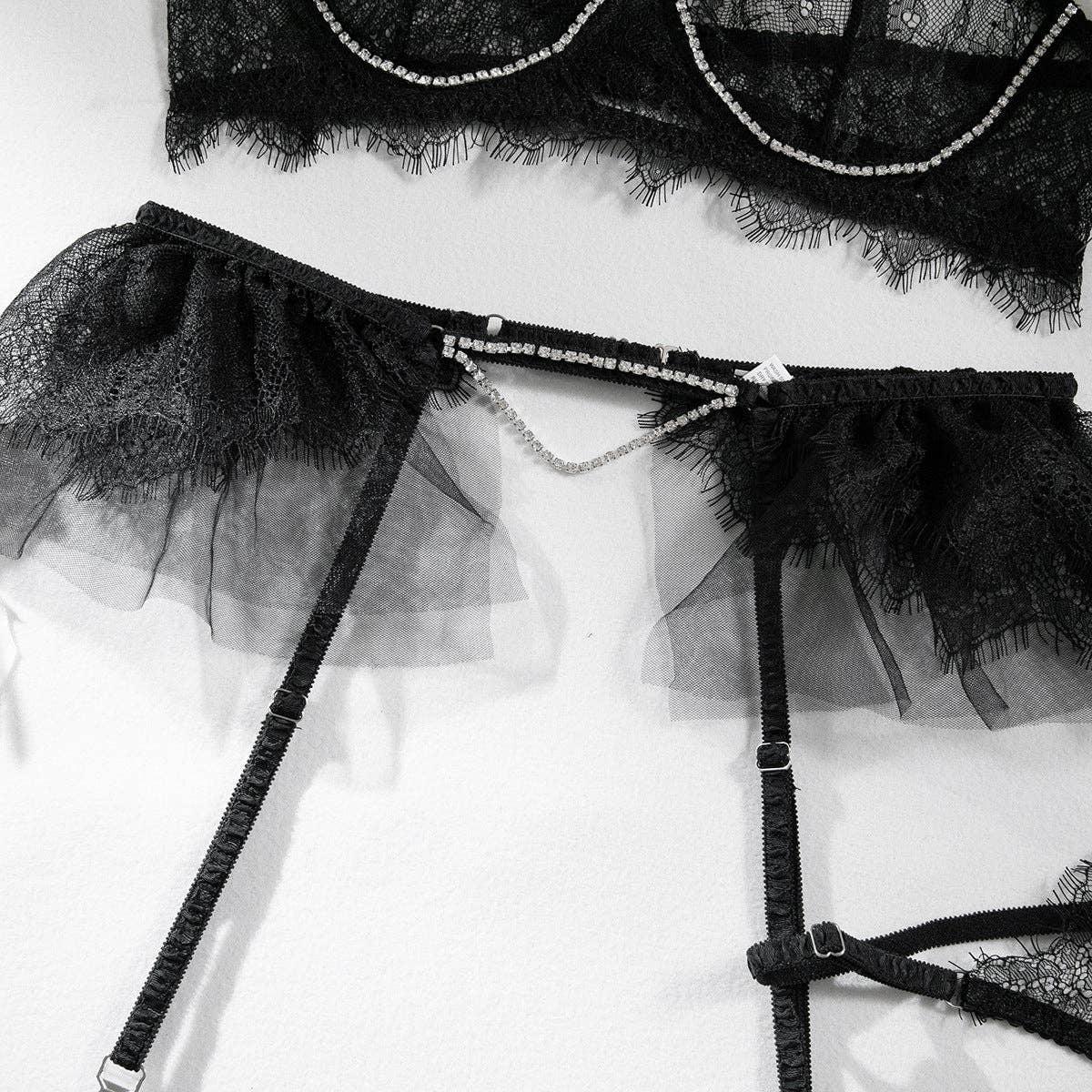 Lace Diamond Setting Lingerie Set with Garter Belt