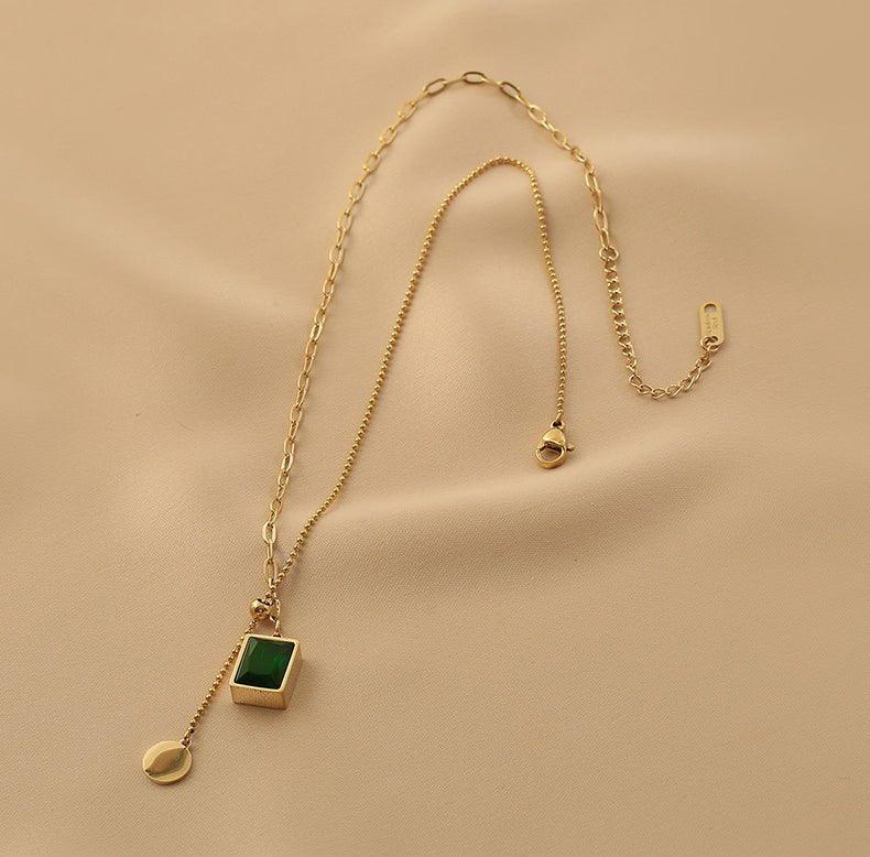 Ladies Circle Disc and Black Square Pendent Necklace SKAJ007