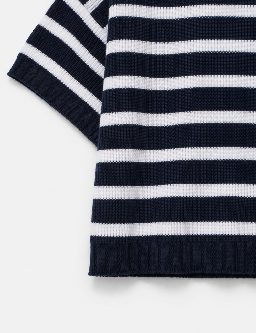 Ladies Horizontal Stripes Crew Neck Short Sleeve Knit Top