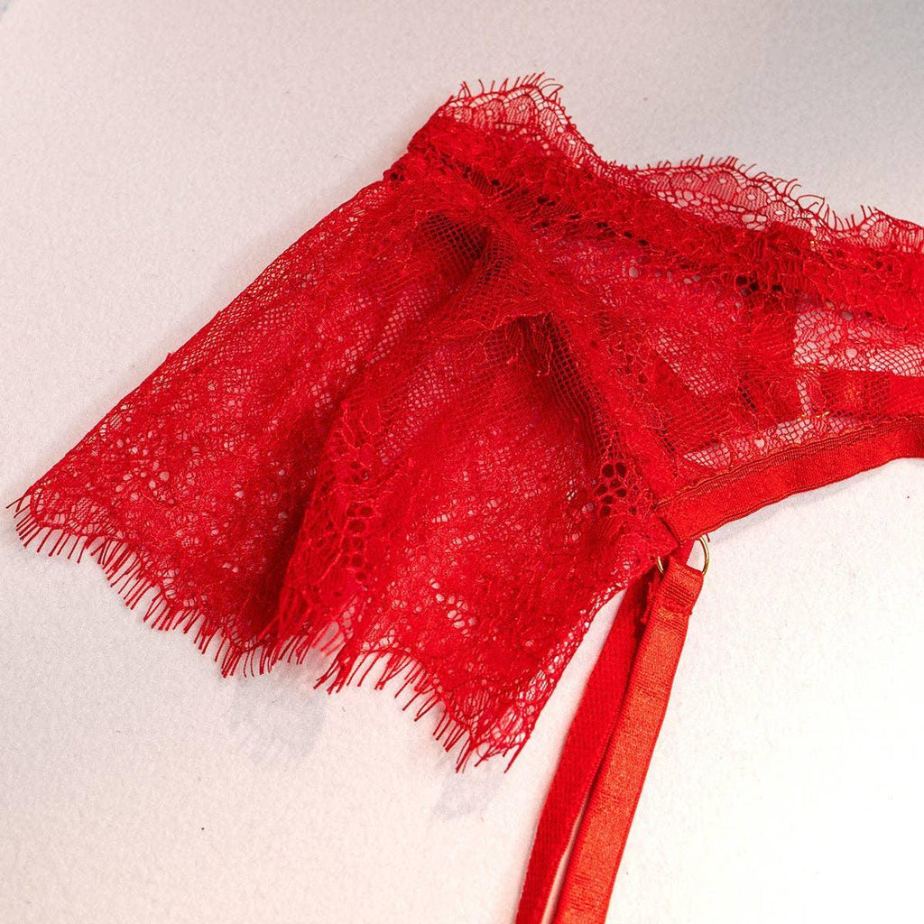 Sexy Lace Feather Lingerie Set with Garter Belt