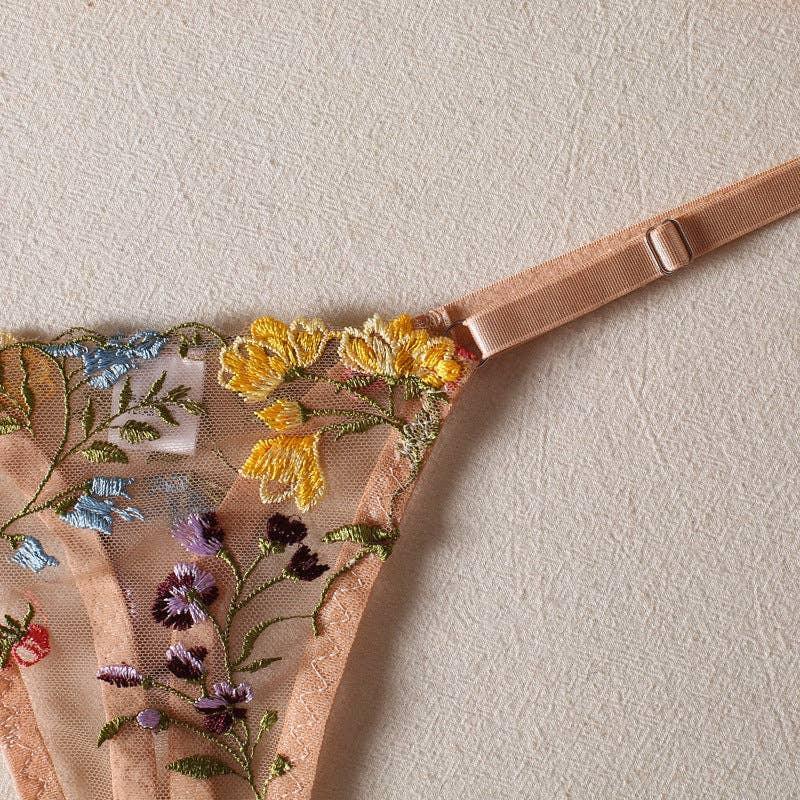 Sexy Ladies Floral Embroidery Lingerie Set