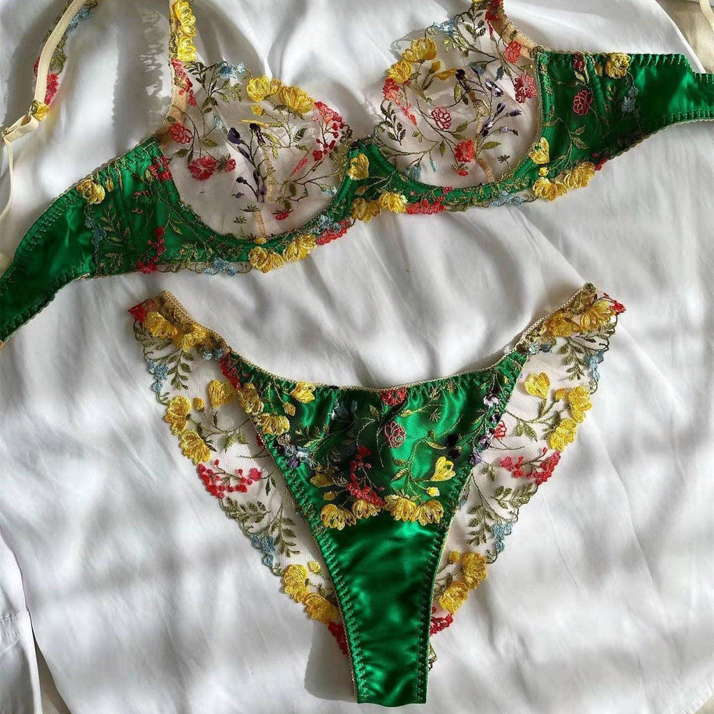 Sexy Ladies Floral Embroidery Lingerie Set
